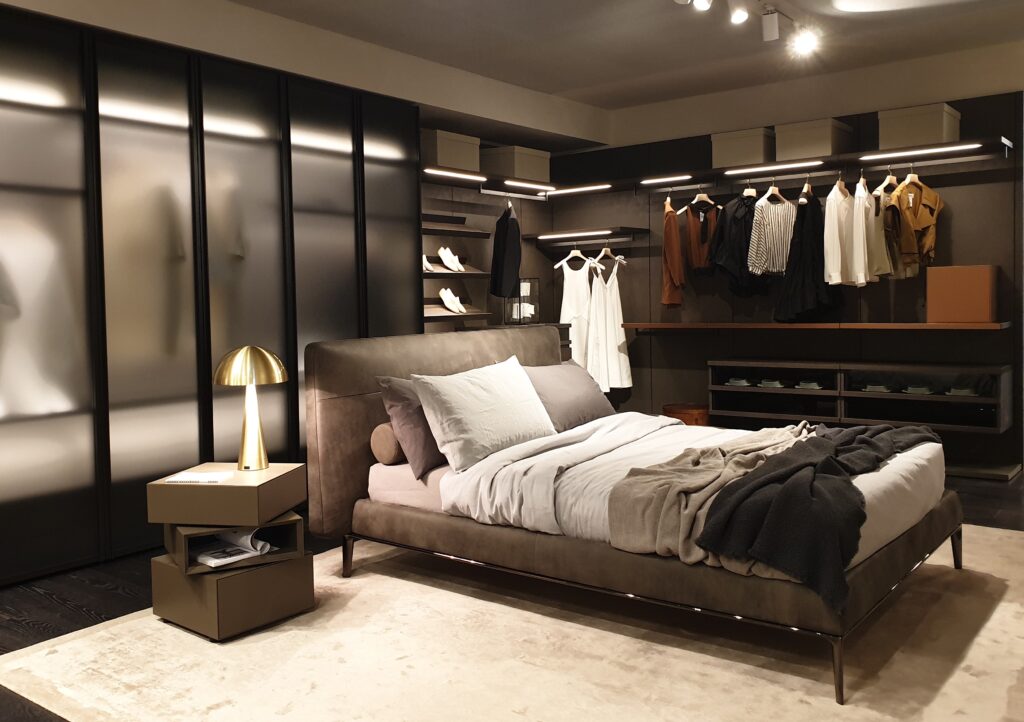 Sangiacomo bedroom with bed and wardrobe solutions