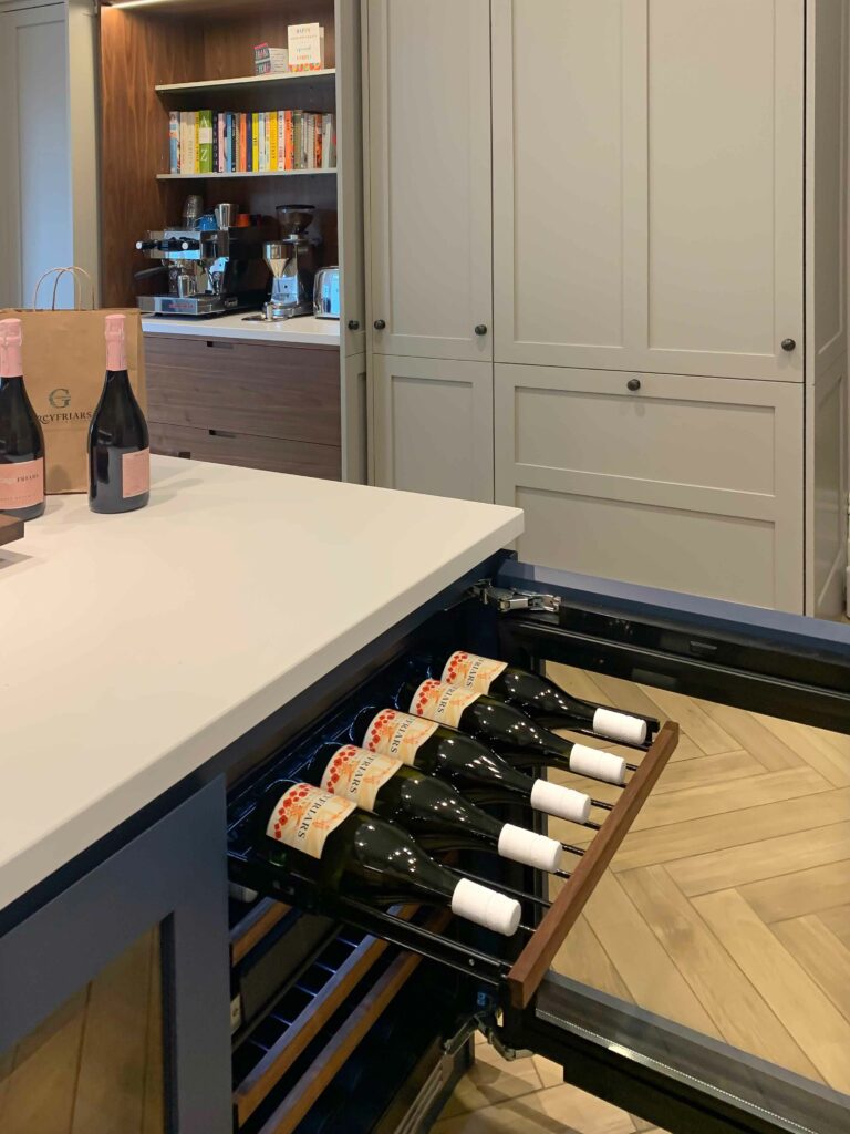 Handleless Shaker Kitchen - Island Wine Cooler