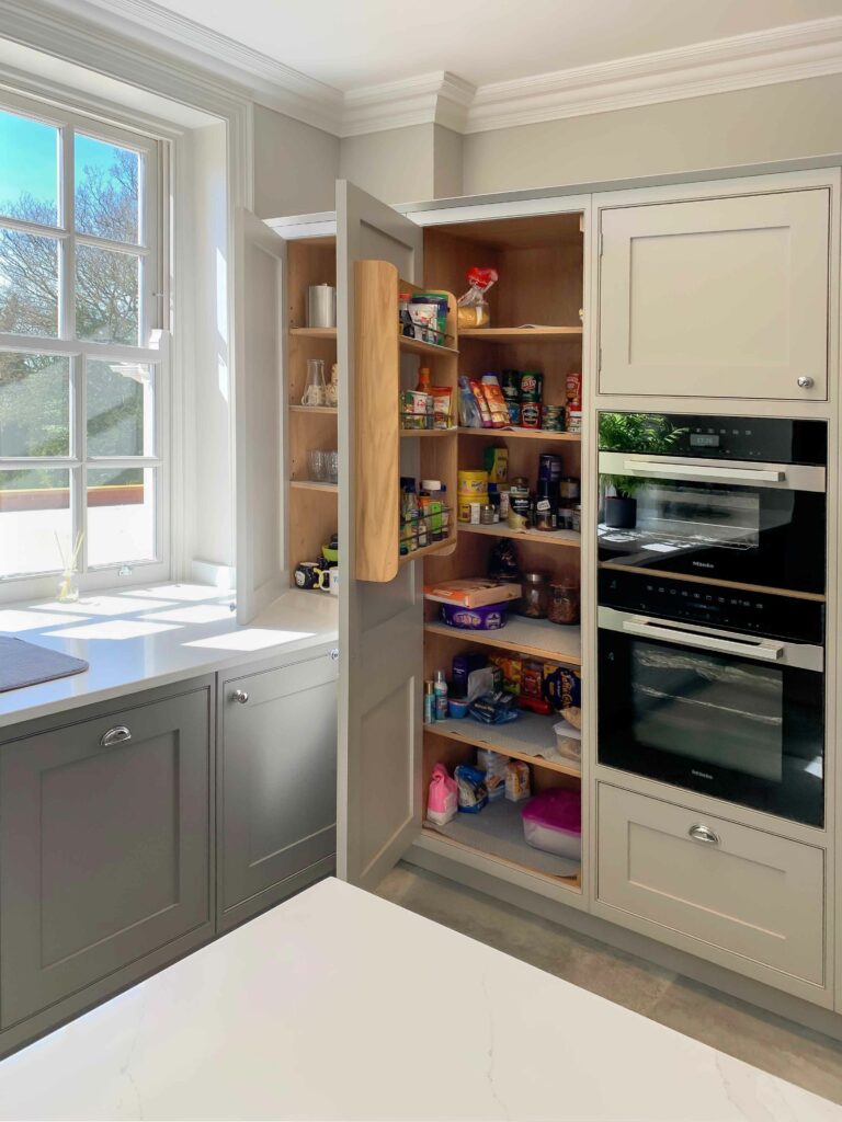 In-frame Shaker Kitchen: Larder Open